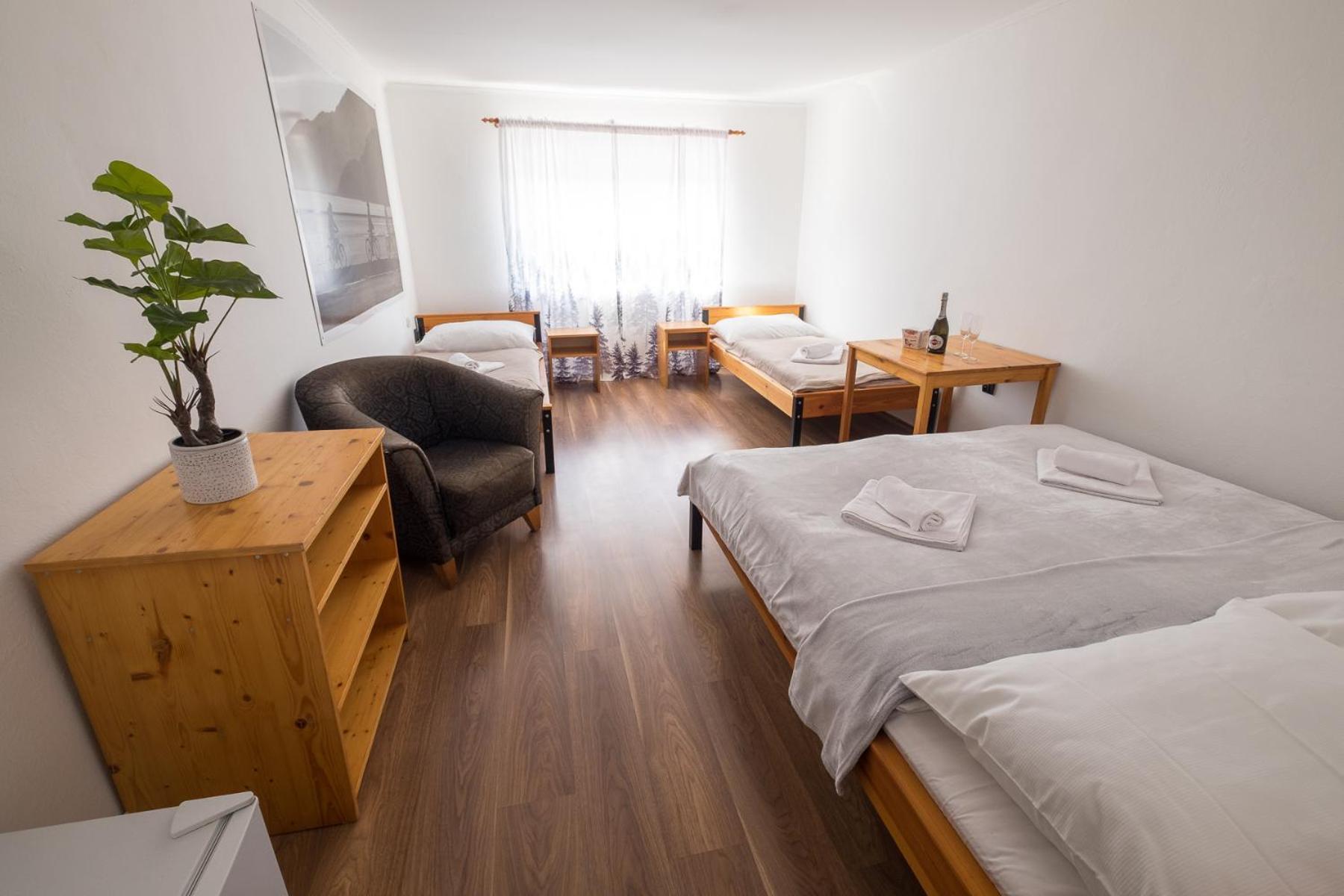 Bystra 94 Profibikers Hotel Buitenkant foto