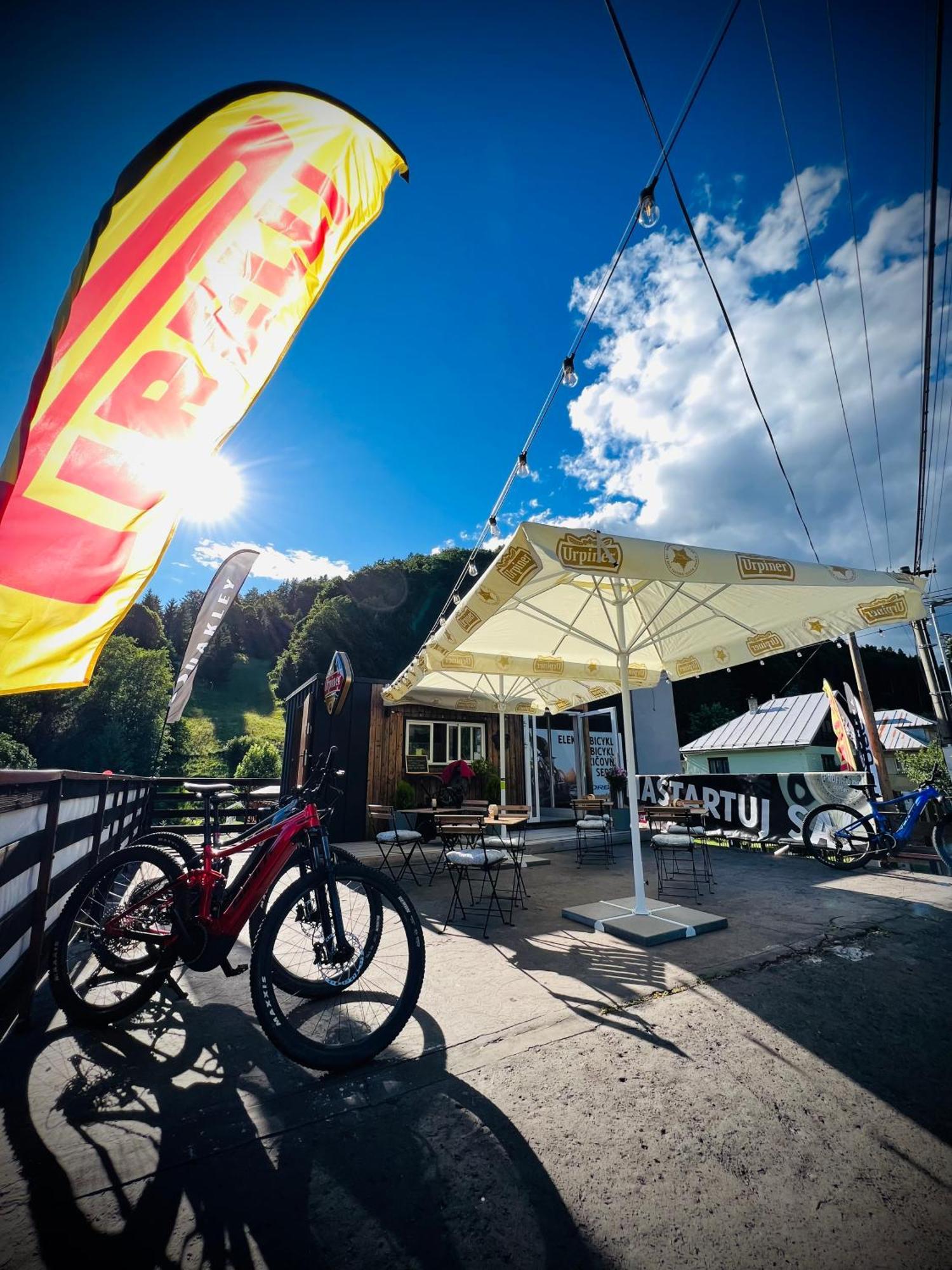 Bystra 94 Profibikers Hotel Buitenkant foto